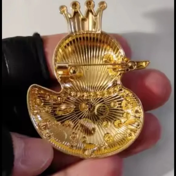 Blue Duck Crystal Brooch - Picture 8 of 10